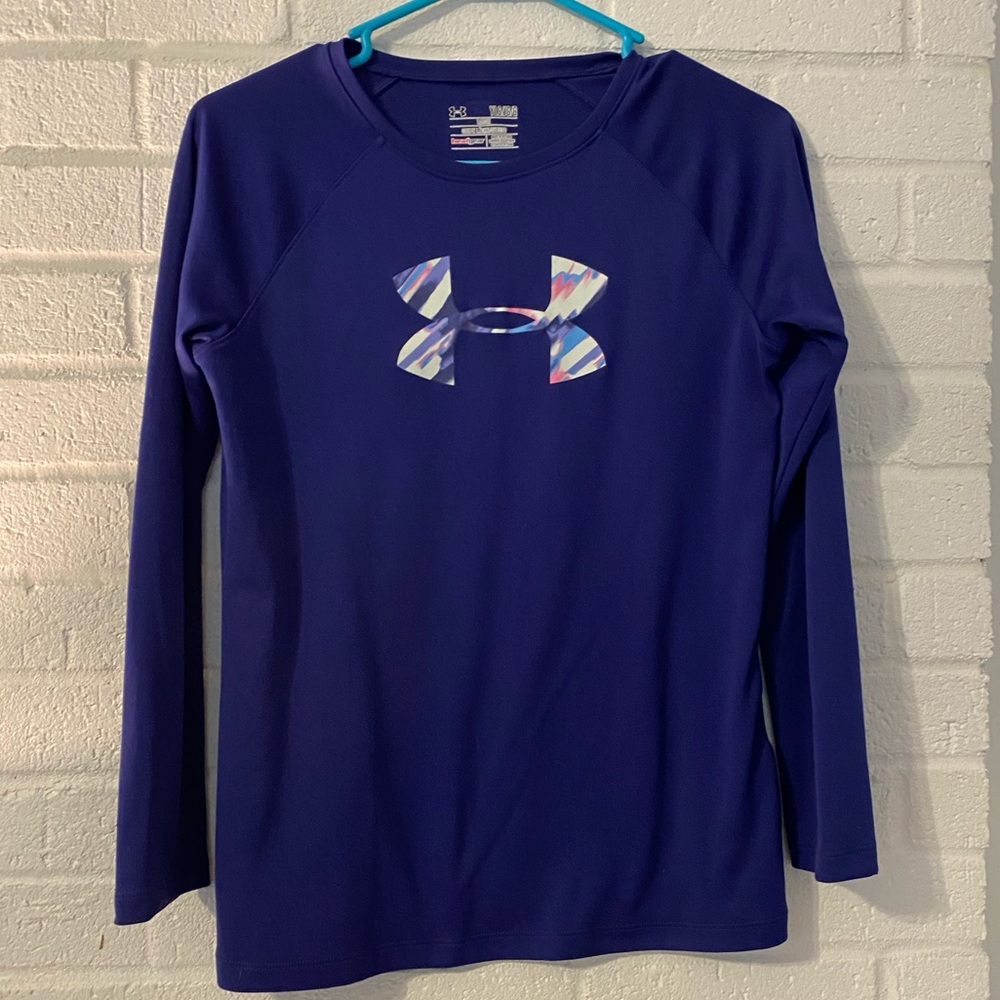 Under armour logo long sleeve top